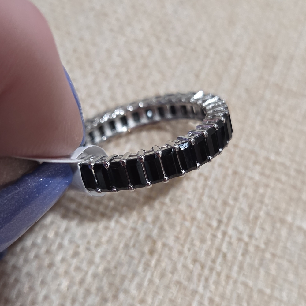 Elegant Black Onyx and Silver Women's Ring